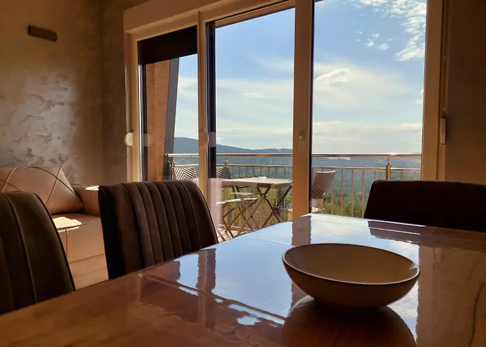 Apartman Divci Tron 10