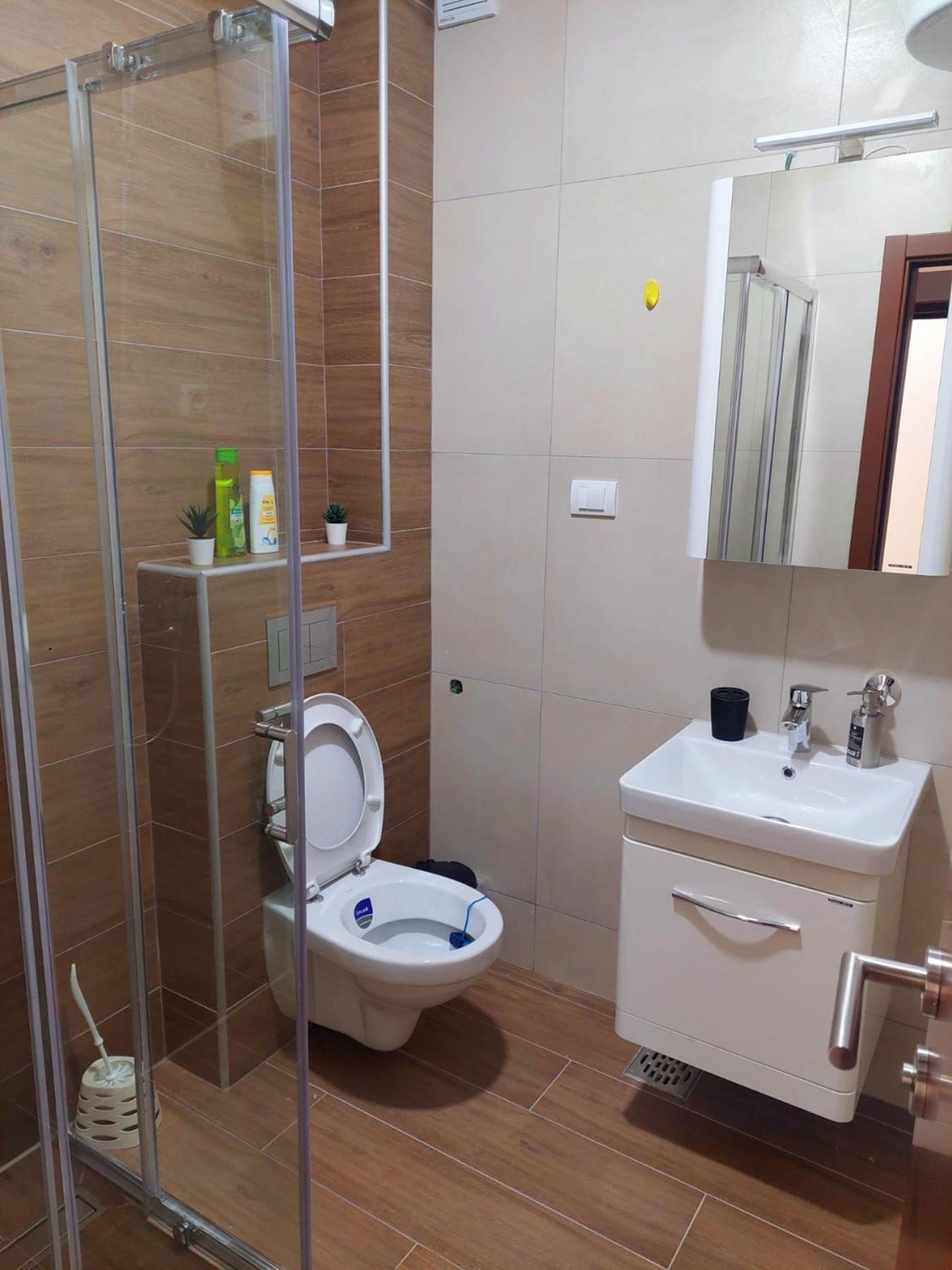Divci Tron 10 Apartment *